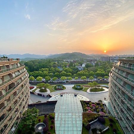 Wyndham Grand Plaza Royale Hangzhou Exterior foto